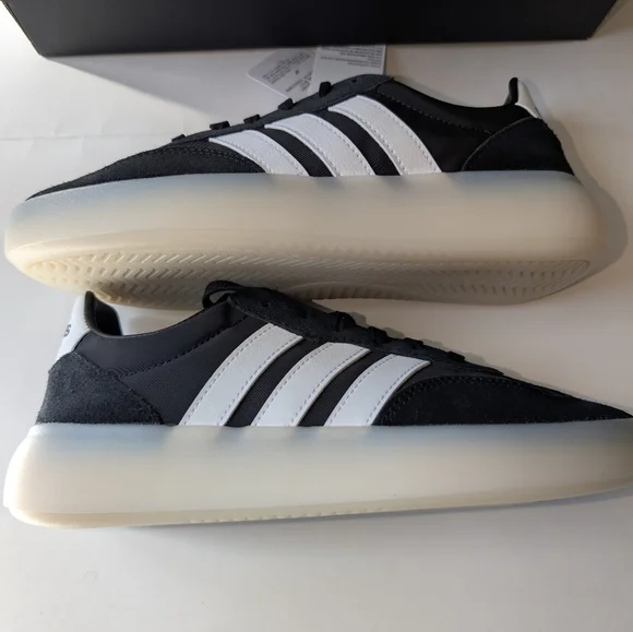 Adidas Barreda Decode Sneakers Black/White Women's 8.5 New - Picture 2 of 6